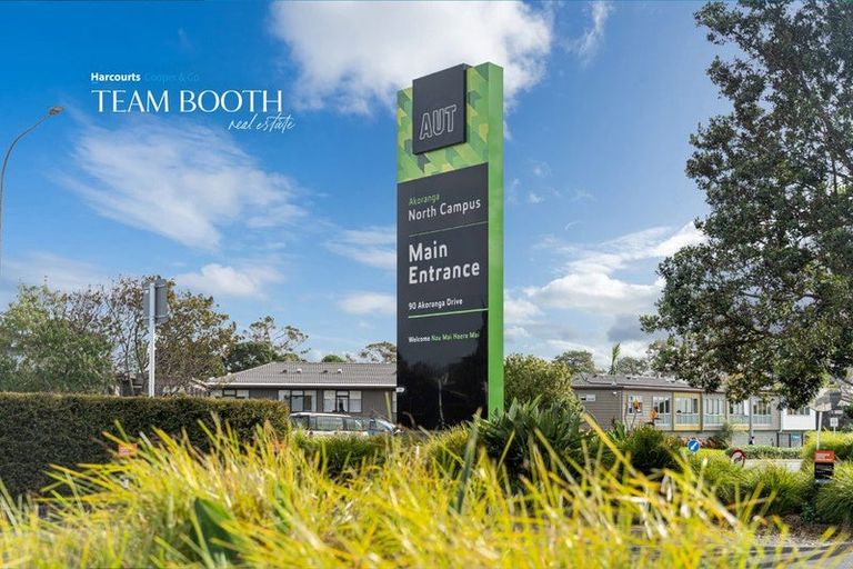 Photo of property in 202/165 Lake Road, Northcote, Auckland, 0627