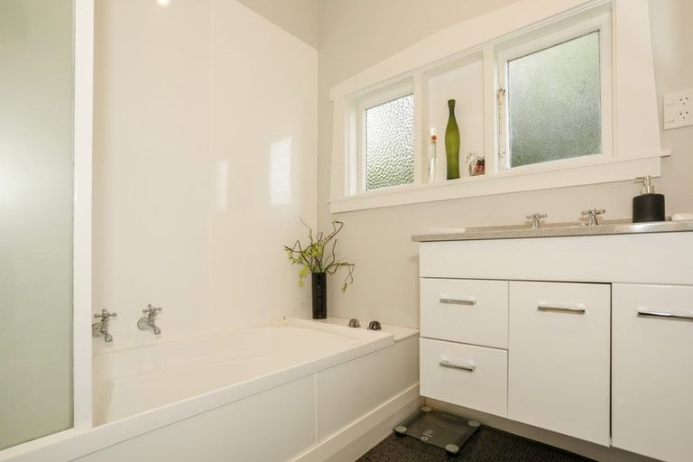 Photo of property in 27 Diamond Avenue, Spreydon, Christchurch, 8024