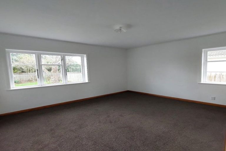 Photo of property in 15 Park Road, West End, Palmerston North, 4412