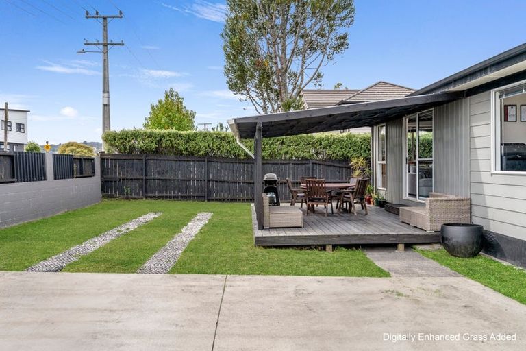 Photo of property in 49 Boundary Road, Opaheke, Papakura, 2113