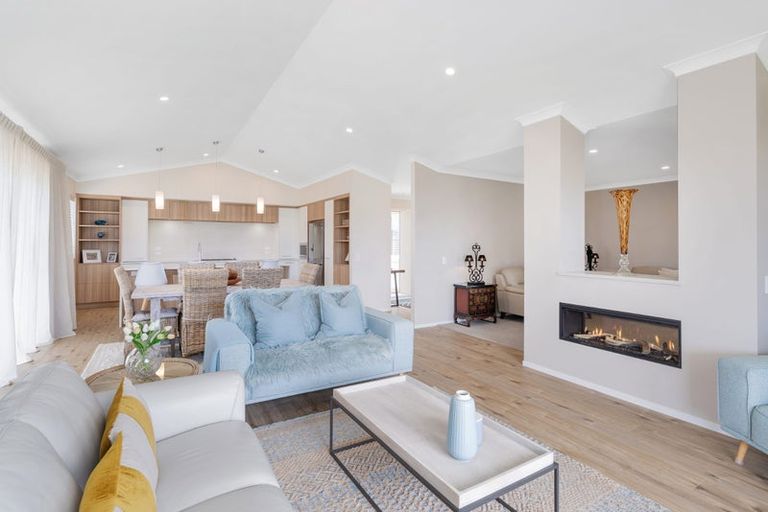 Photo of property in 5 Onerere Drive, Whitianga, 3510