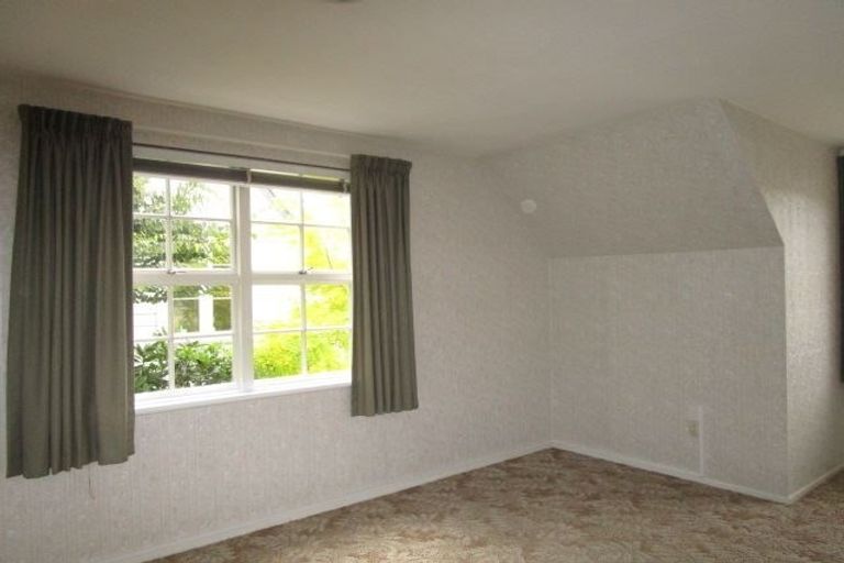 Photo of property in 10 Dunrobin Place, Avonhead, Christchurch, 8042