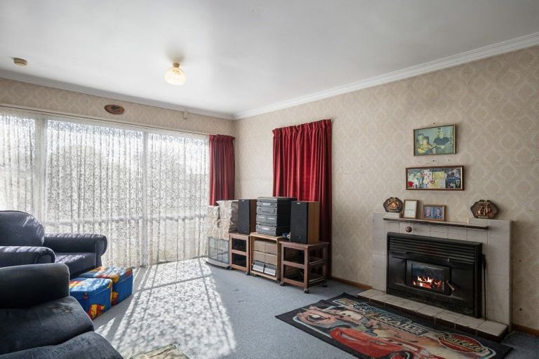 Photo of property in 22 Heather Street, Levin, 5510