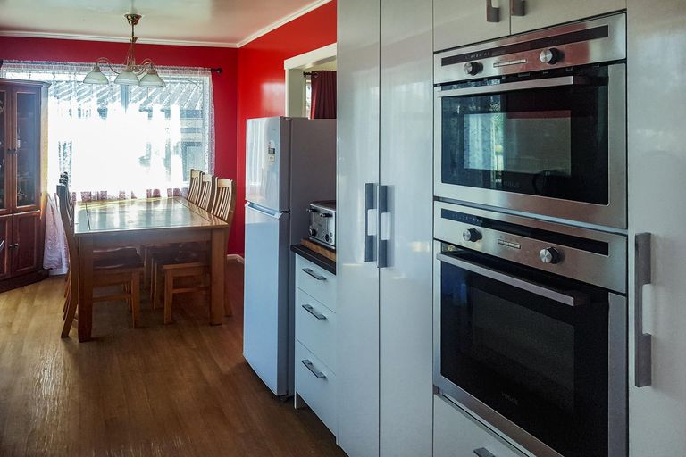 Photo of property in 26 Mascot Avenue, Mangere, Auckland, 2022