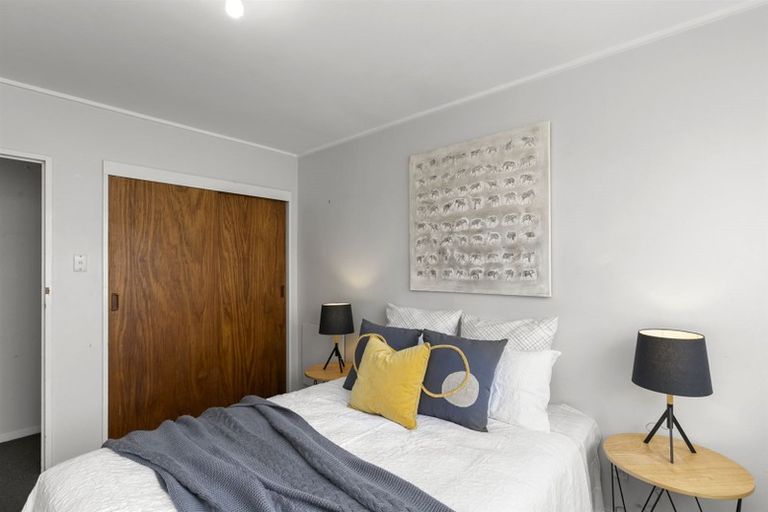 Photo of property in 171f5 Queens Drive, Lyall Bay, Wellington, 6022