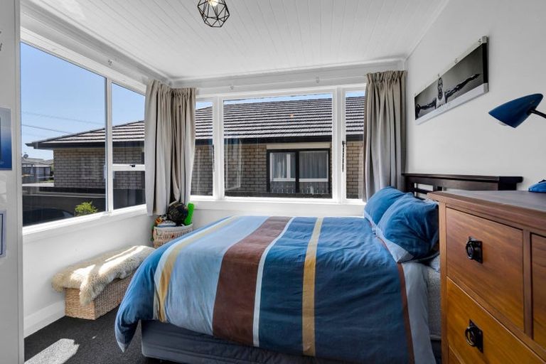 Photo of property in 3 Tukapa Street, Westown, New Plymouth, 4310