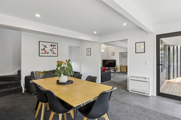 Photo of property in 18 Estuary Crescent, Fairfield, Dunedin, 9018