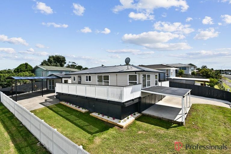 Photo of property in 31 Ilford Crescent, Mangere, Auckland, 2022