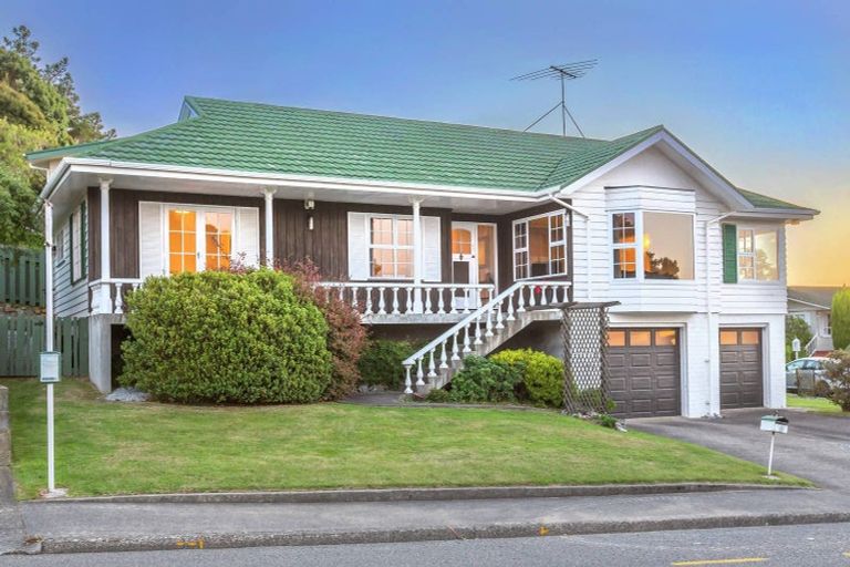 Photo of property in 26 Spinnaker Drive, Whitby, Porirua, 5024