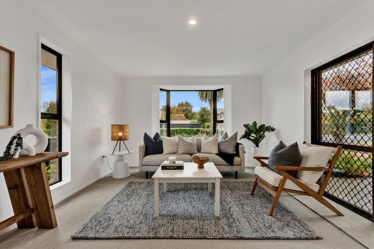 Photo of property in 1/1 Torvill And Dean Lane, Cashmere, Christchurch, 8022
