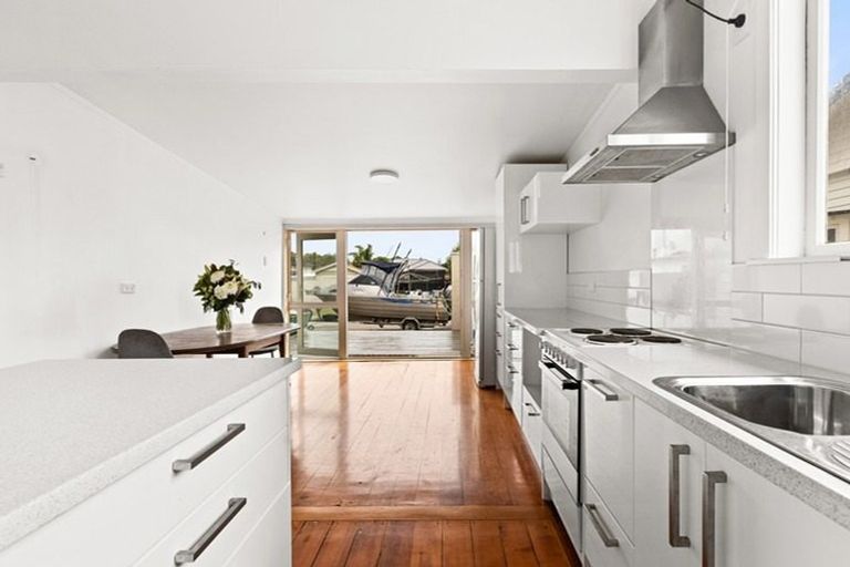 Photo of property in 55 Nelson Crescent, Napier South, Napier, 4110