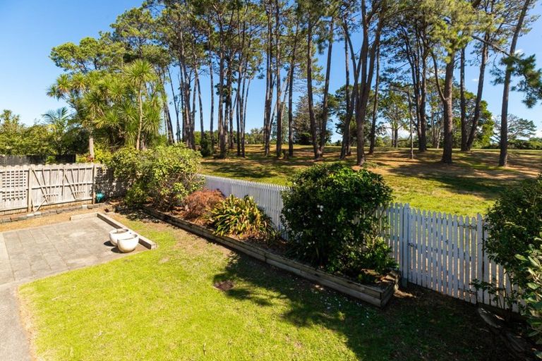 Photo of property in 165a Portage Road, New Lynn, Auckland, 0600