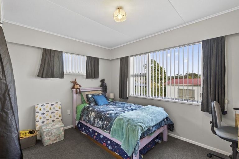 Photo of property in 7a Blake Street, Waitara, 4320