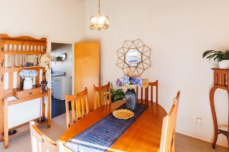 Photo of property in 187 Amberley Avenue, Highbury, Palmerston North, 4412