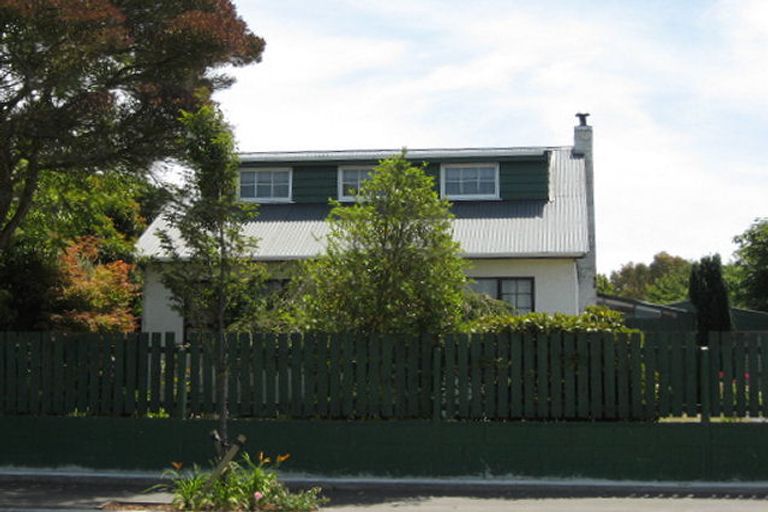 Photo of property in 273 Wainoni Road, Avondale, Christchurch, 8061