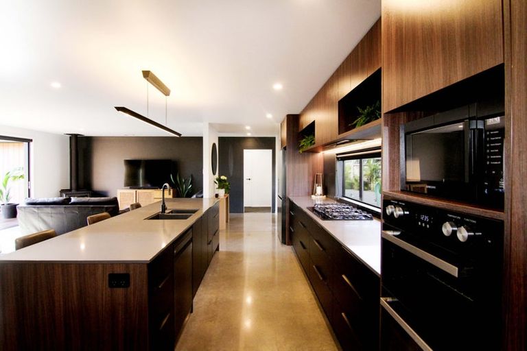 Photo of property in 7 Kohatu Boulder Way, Welbourn, New Plymouth, 4310