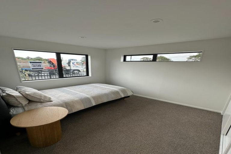 Photo of property in 8/4 Limestone Drive, Hobsonville, Auckland, 0616