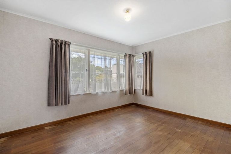 Photo of property in 2/10 Merriefield Avenue, Forrest Hill, Auckland, 0620