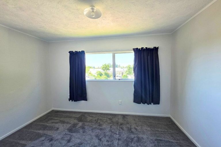 Photo of property in 55 Waverley Street, Waipawa, 4210