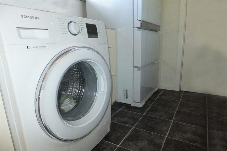 Photo of property in 35 Blankney Street, Hornby, Christchurch, 8042