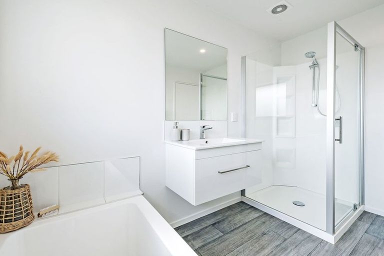 Photo of property in 92 Ridgeway Avenue, Rolleston, 7615