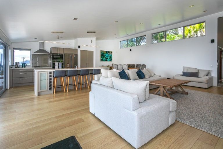Photo of property in 402 Tuateawa Road, Tuateawa, Coromandel, 3583