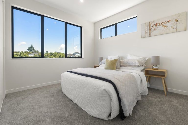 Photo of property in 13a Lawson Creek Street, Massey, Auckland, 0614