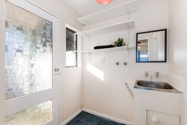 Photo of property in 1/17u Randwick Crescent, Moera, Lower Hutt, 5010