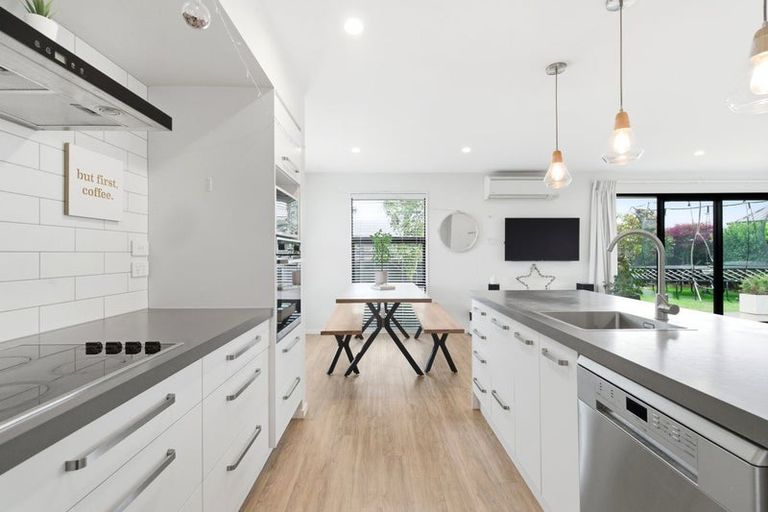 Photo of property in 7 Derek Anderson Place, Halswell, Christchurch, 8025