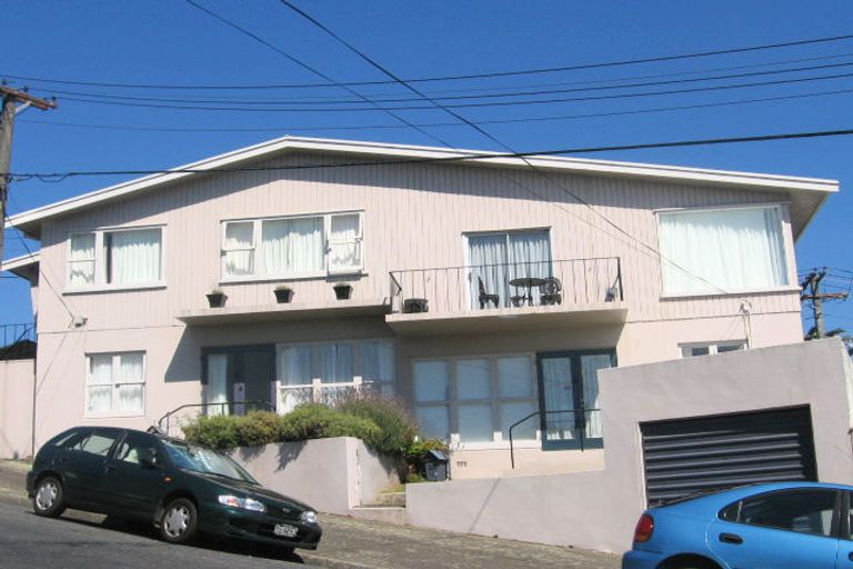 Photo of property in 76b Thompson Street, Mount Cook, Wellington, 6011