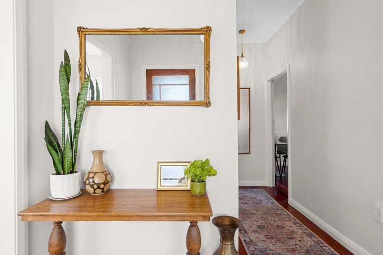 Photo of property in 141 Waimea Road, Nelson South, Nelson, 7010