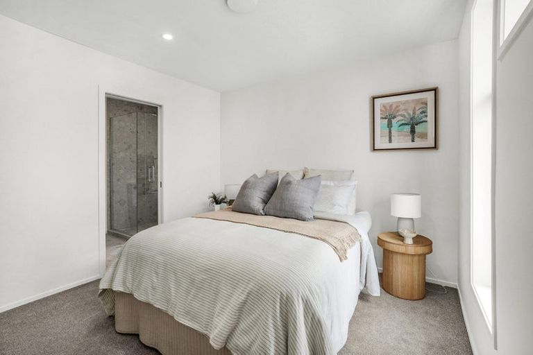 Photo of property in 11/10 Pascoe Avenue, Paremata, Porirua, 5026