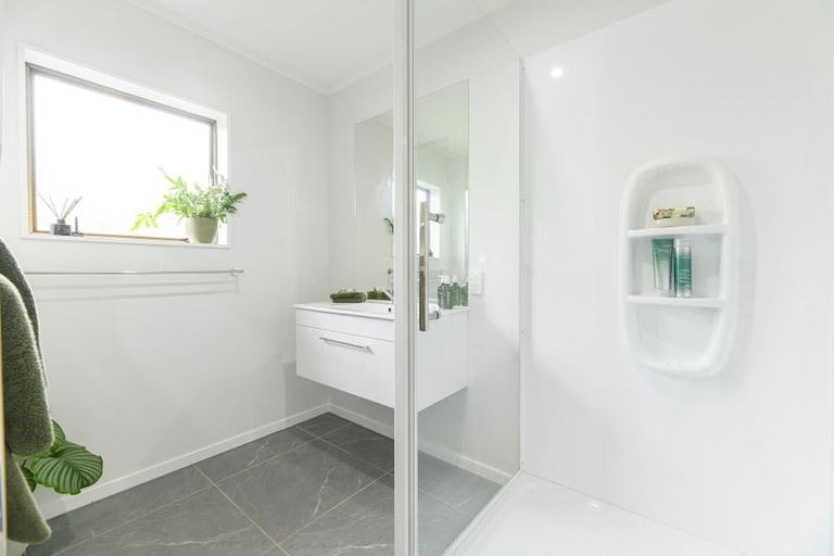 Photo of property in 63a Nile Road, Milford, Auckland, 0620