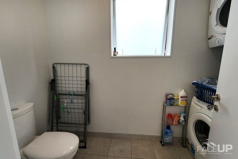 Photo of property in 21 Spotted Dove Road, Hobsonville, Auckland, 0616