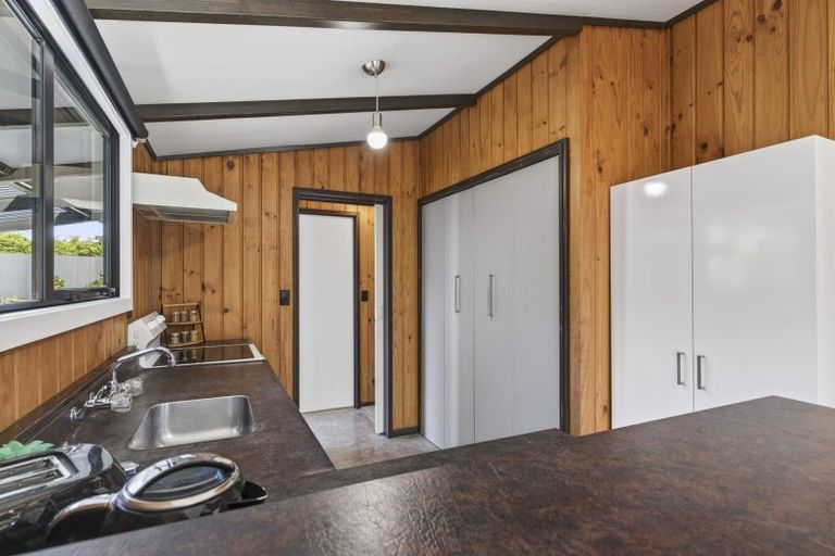 Photo of property in 41 Takiroa Street, Urenui, 4375