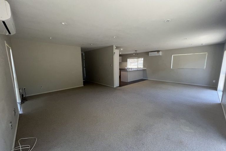 Photo of property in 45 Riverglade Parkway, Te Atatu South, Auckland, 0610