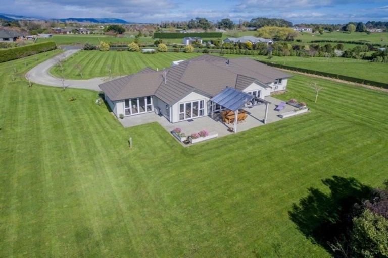 Photo of property in 10 Tarrant Way, Ohau, Levin, 5570