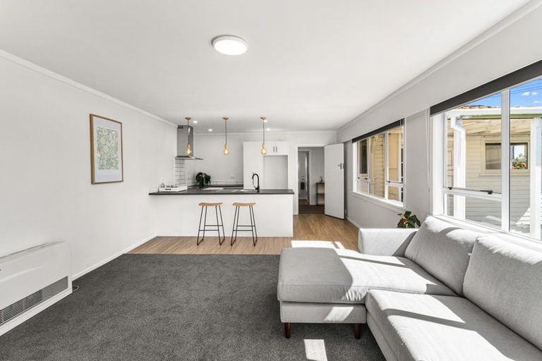 Photo of property in 401 Carrington Street, Upper Vogeltown, New Plymouth, 4310