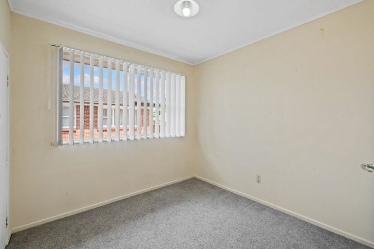 Photo of property in 34 Gainsborough Street, Manurewa, Auckland, 2102