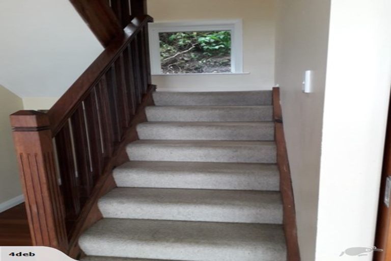 Photo of property in 176 The Esplanade, Island Bay, Wellington, 6023