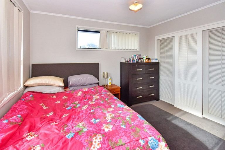Photo of property in 86 Muir Avenue, Mangere Bridge, Auckland, 2022