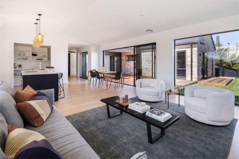 Photo of property in 10 Bosun Place, Flagstaff, Hamilton, 3210