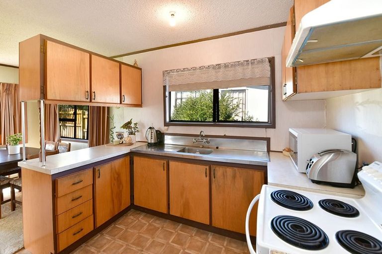 Photo of property in 9 Matai Road, Stanmore Bay, Whangaparaoa, 0932