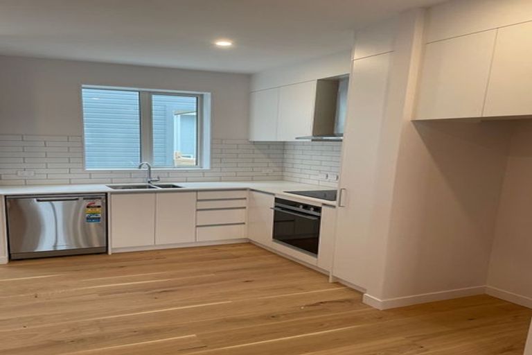 Photo of property in 30u5 Pirie Street, Mount Victoria, Wellington, 6011