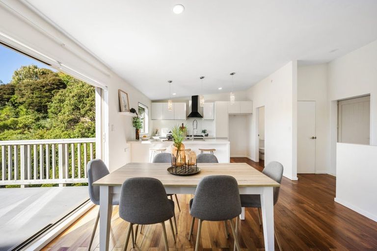 Photo of property in 32 Farnham Street, Mornington, Wellington, 6021
