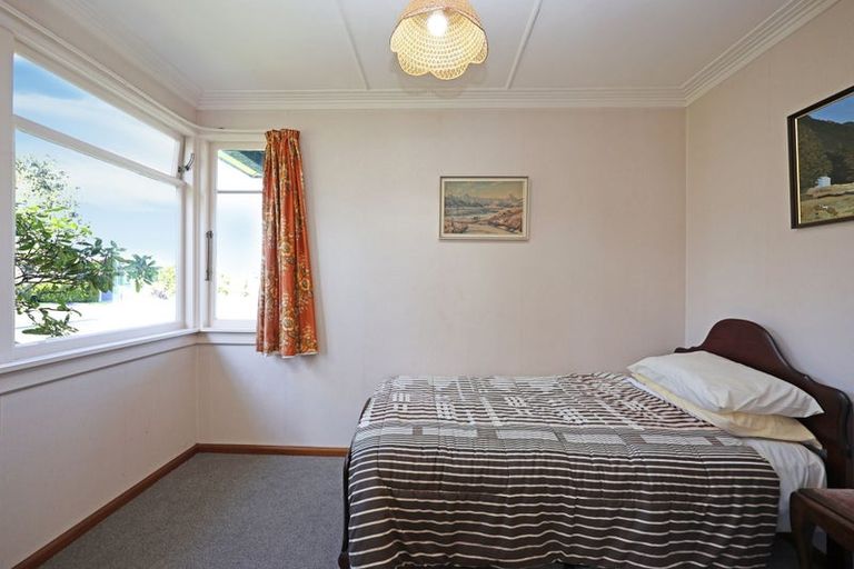 Photo of property in 8 Awamoa Road, Holmes Hill, Oamaru, 9401