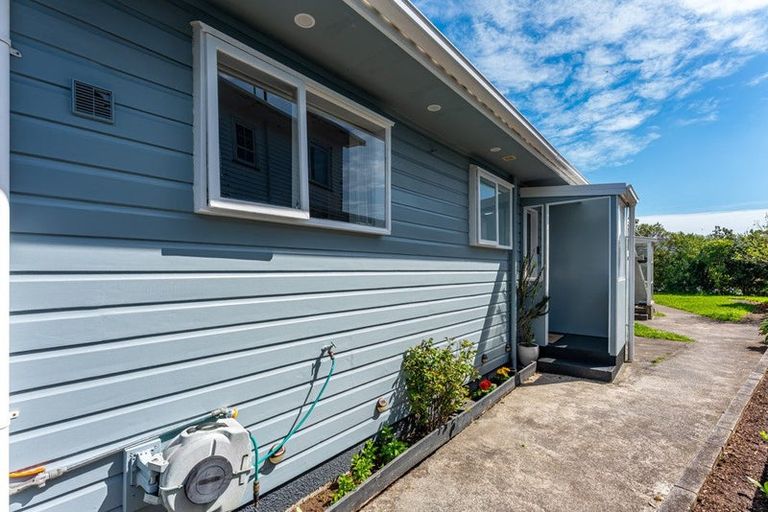 Photo of property in 16 Southgate Road, Southgate, Wellington, 6023