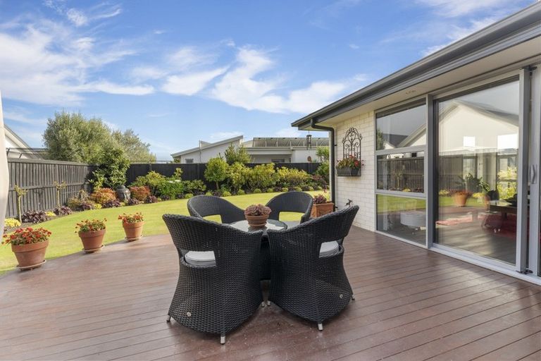 Photo of property in 5 Gilchrist Place, Kaiapoi, 7630
