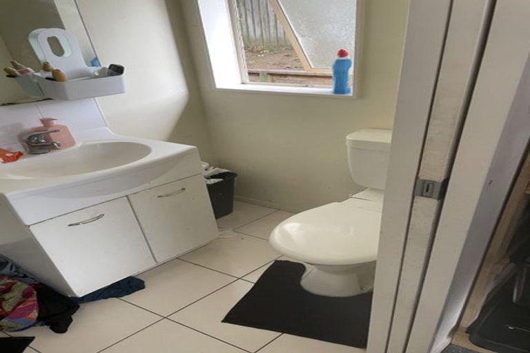 Photo of property in 212 Alfriston Road, Manurewa, Auckland, 2105