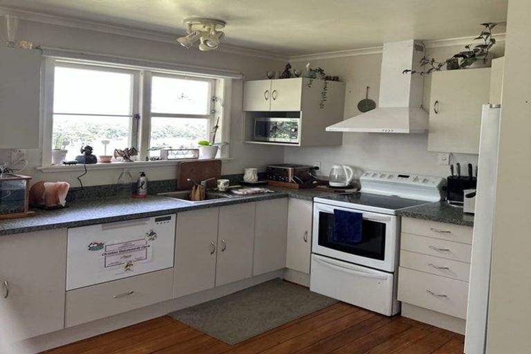 Photo of property in 75 Muhunoa Road West, Ohau, Levin, 5570